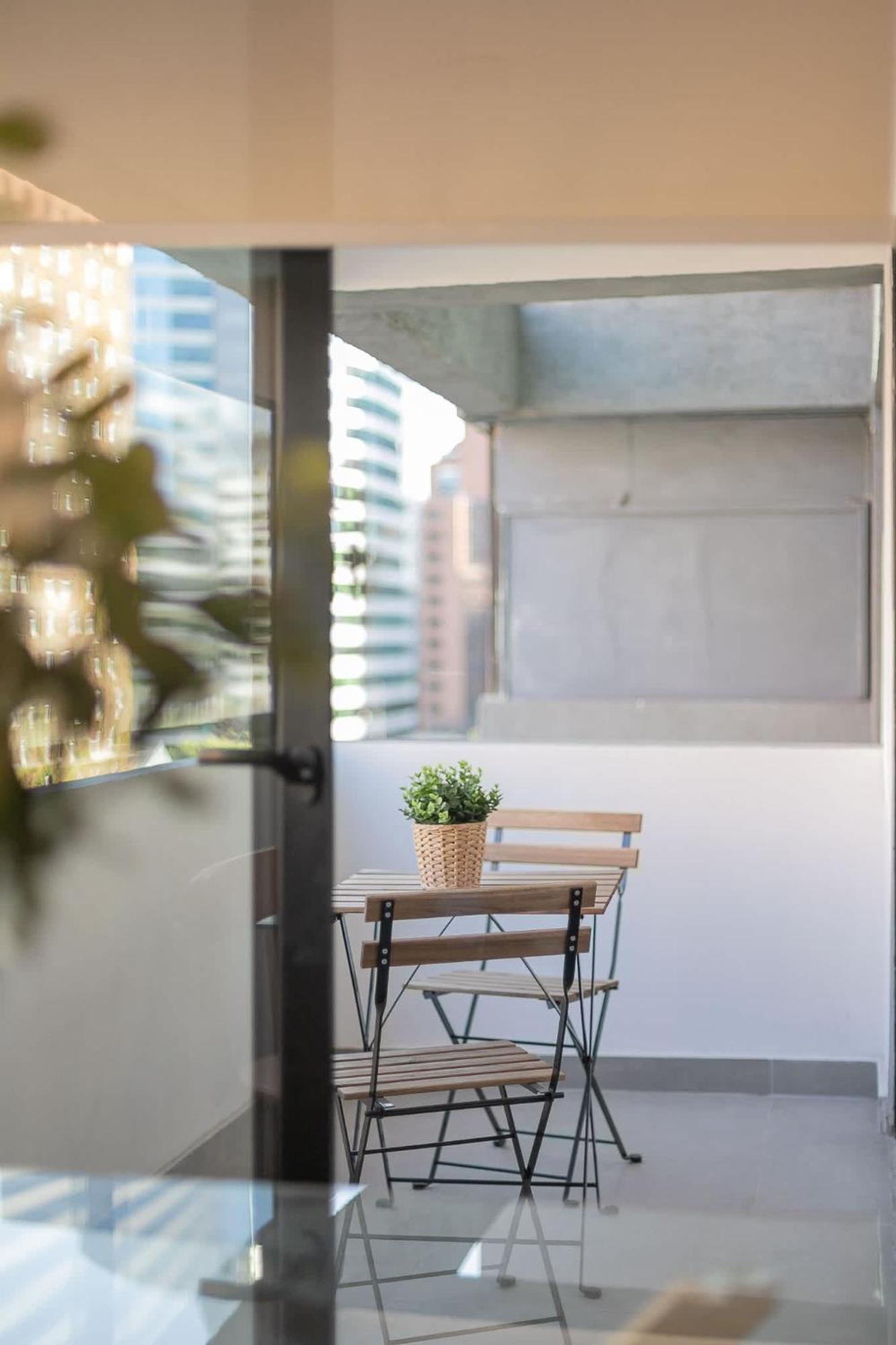 Elegant 2br Experience Condes In Style Apartamento Santiago